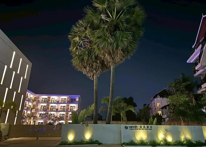 Revery Hotel