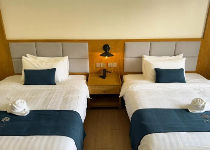 Hotel Revery 4*