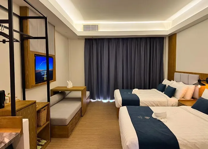 Revery Hotel 4*